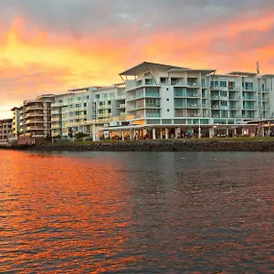 Отель Ramada & By Wyndham Byron, Баллина